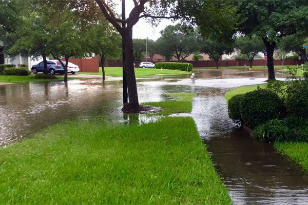 Image of a neighborhood flooded by rain